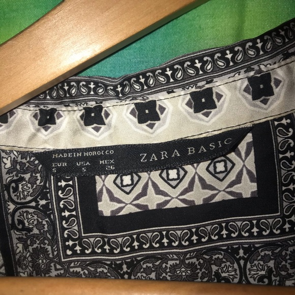 Zara Basic blouse - Picture 4 of 5